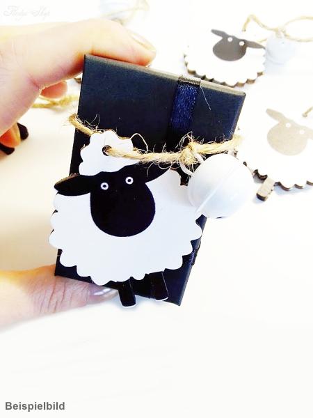 Geschenkanhänger Schaf mit Glocke